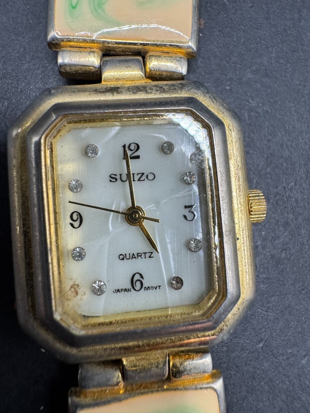 Vtg Suizo Women’s Gold Tone Tank Quartz Watch MOP Dial 22.5mm Gold Enamel Band